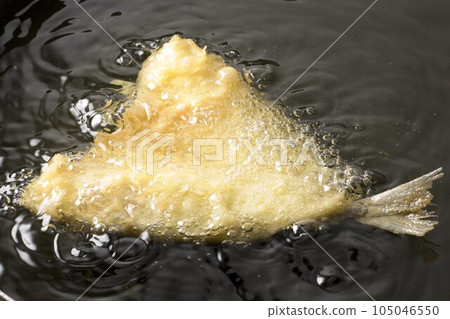 Fry horse mackerel tempura 105046550