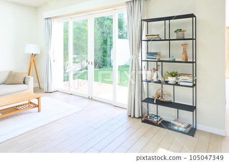 living room	 105047349