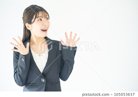 一位令人驚訝的年輕女士 一位令人驚訝的年輕女士 105053637