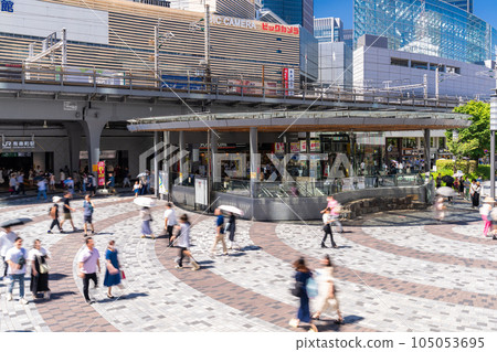 <<Tokyo>> Yurakucho station square/cityscape <<Tokyo>> Yurakucho station square/cityscape 105053695