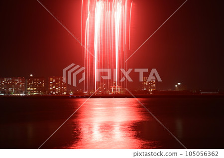 Red torii gate and fireworks Red torii gate and fireworks 105056362