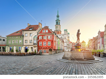 Apollo Fountain in Poznan 105062895