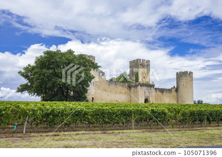 Budos castle (Chateau de Budos) in Sauternes wine region, Gironde departement, Aquitaine, France Budos castle (Chateau de Budos) in Sauternes wine region, Gironde departement, Aquitaine, France 105071396