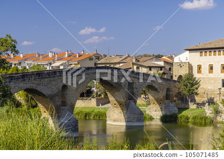 Romanesque bridge Puente la Reina, Gares, Navarre, Spain 105071485
