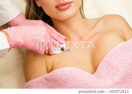 Mesotherapy rejuvenation injection for woman Mesotherapy rejuvenation injection for woman 105072011
