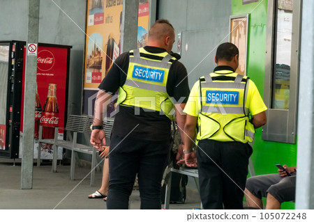 Back turned Czech security officers 105072248