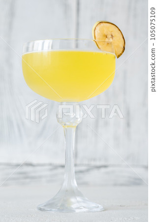 Glass of Bananarama cocktail 105075109