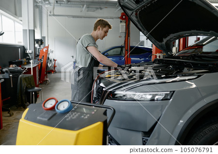 Air conditioner diagnostics and refilling machine Air conditioner diagnostics and refilling machine 105076791