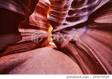 Antelope canyon, USA 105078500