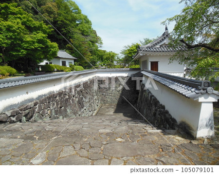 播磨慶郎山城、辰野城、辰野古城庫魯瓦以及石牆、炮樓、城門 播磨慶郎山城、辰野城、辰野古城庫魯瓦以及石牆、炮樓、城門 105079101