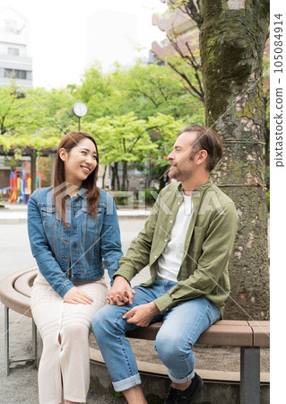 夫婦享受觀光 105084914