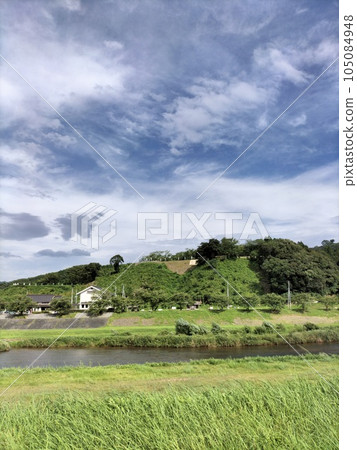 The Tonda River in summer, flowing through Gassan Toda Castle, Japan's No. 1 mountain castle 105084948