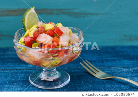 Shrimp ceviche (Mexican food) 105086674