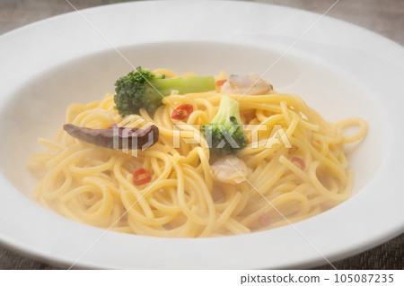 Peperoncino  105087235