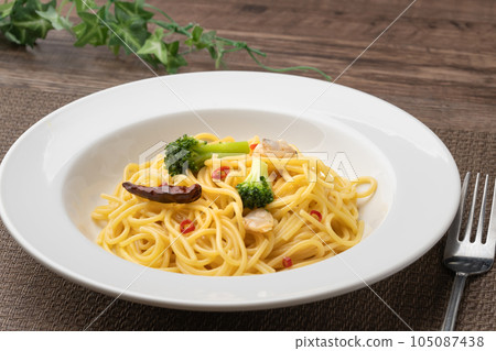 Peperoncino  105087438