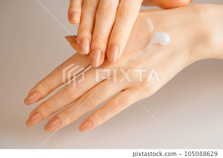 婦女手繪畫護手霜 105088629