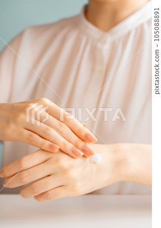 婦女手繪畫護手霜 婦女手繪畫護手霜 105088891