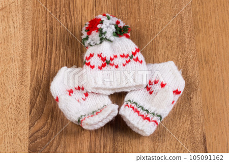 Woolen baby clothing 105091162