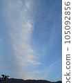 Clouds floating in the autumn sky 105092856
