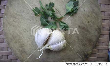 Fresh Garlic stock photo 105095154