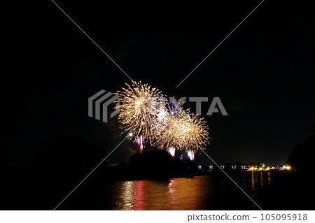 第68屆小山煙火大會（小山夏日祭2019） 小山煙花大會 2019年7月28日（星期日） 105095918
