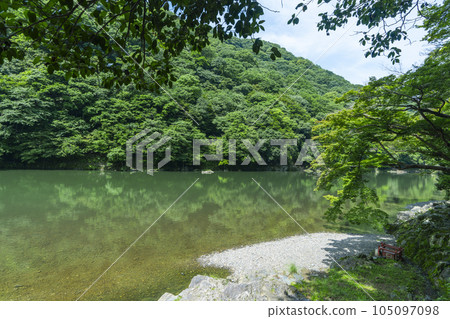 Near Togetsukyo Bridge, Rankyo, Katsura River, Mizukagami Near Togetsukyo Bridge, Rankyo, Katsura River, Mizukagami 105097098