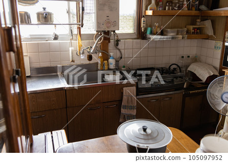 Showa style common kitchen Showa style common kitchen 105097952