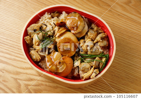 Scallop and clam bento box Scallop and clam bento box 105116607