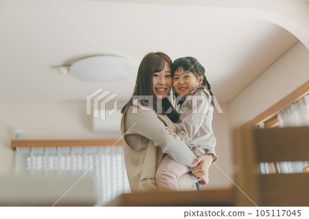母親 媽媽 女生 105117045
