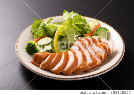 Salad Chicken Smoke 105118855