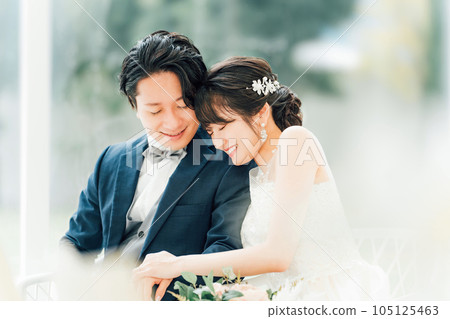 Bride and groom taking pre-photoshoots and photo weddings at the wedding hall (bridal wedding) 105125463