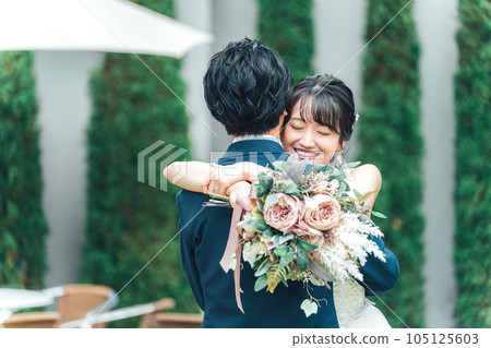 Bride and groom having first meet at wedding ceremony 105125603