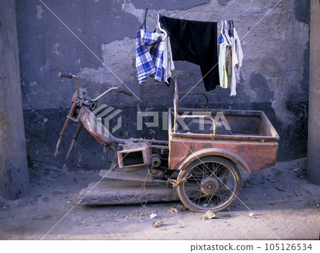 old beijing hutong old beijing hutong 105126534