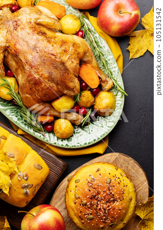 Thanksgiving turkey on rustic table Thanksgiving turkey on rustic table 105131542