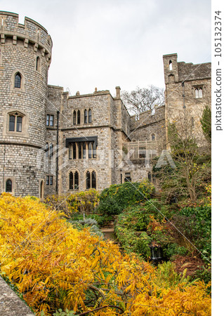 scenery of windsor castle in england 105132374