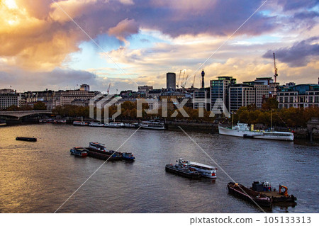 landscape of london in england 105133313