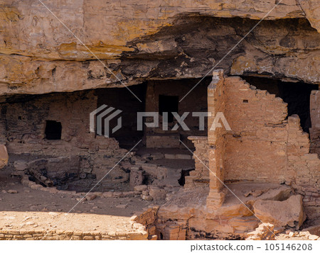 Sunny view of the historical ruins in Mesa Verde National Park 105146208