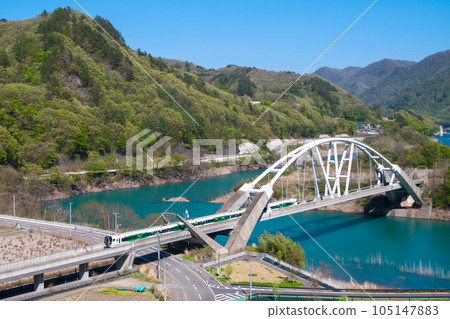 [E257 series] Agatsuma Line Kawayu Onsen - Naganohara Kusatsuguchi [3rd Agatsuma River Bridge] 105147883