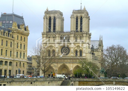 Notre Dame Cathedral on the Seine River in Paris 105149622