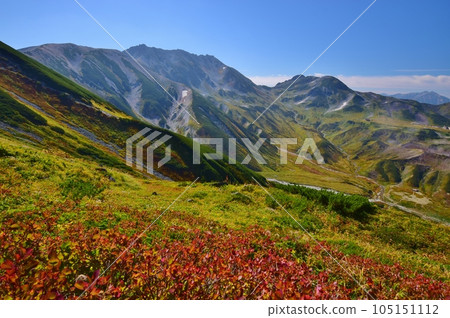 Tateyama mountain range hiking in autumn Tateyama mountain range hiking in autumn 105151112