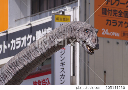 福井站前的恐龍紀念碑“福井泰坦” 105151230