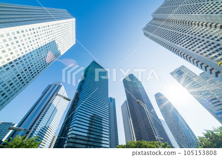 "Tokyo" Nishi-Shinjuku Looking up at the cluster of buildings "Tokyo" Nishi-Shinjuku Looking up at the cluster of buildings 105153808