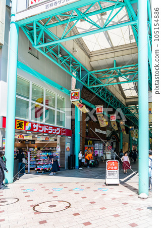 [Tokyo] Sunroad Shopping Street in Kichijoji Bustling with People 105154886