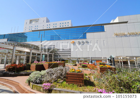 In front of Toyohashi Station, Aichi Prefecture 105155073