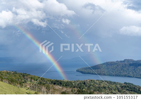 Bihoro Pass in autumn, Lake Kussharo and a double rainbow, Hokkaido 105155317