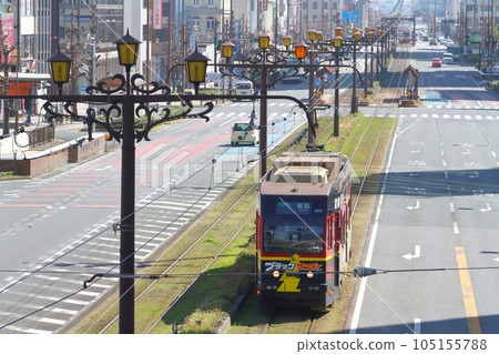 穿越豐橋市的有軌電車 105155788