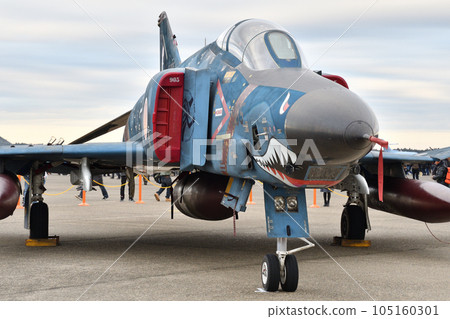 phantom, self-defence forces, airplane 105160301