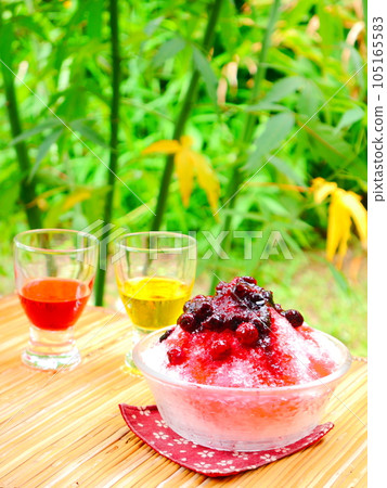 Summer image shaved ice 105165583
