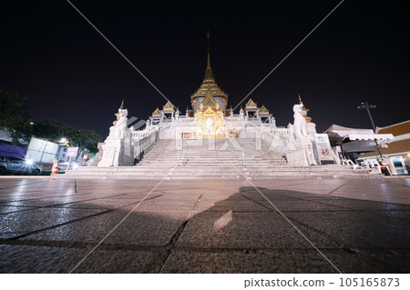 Wat Traimit (The Golden Buddha temple) in Bangkok Wat Traimit (The Golden Buddha temple) in Bangkok 105165873