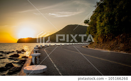 The road along with the seashore in the evening, Sattahip Chonburi, Thailand 105166268